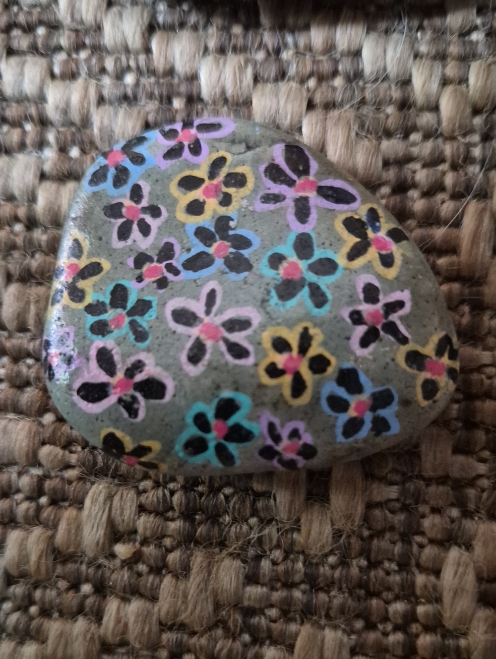 4 Painted Rocks - Picture 3 of 5